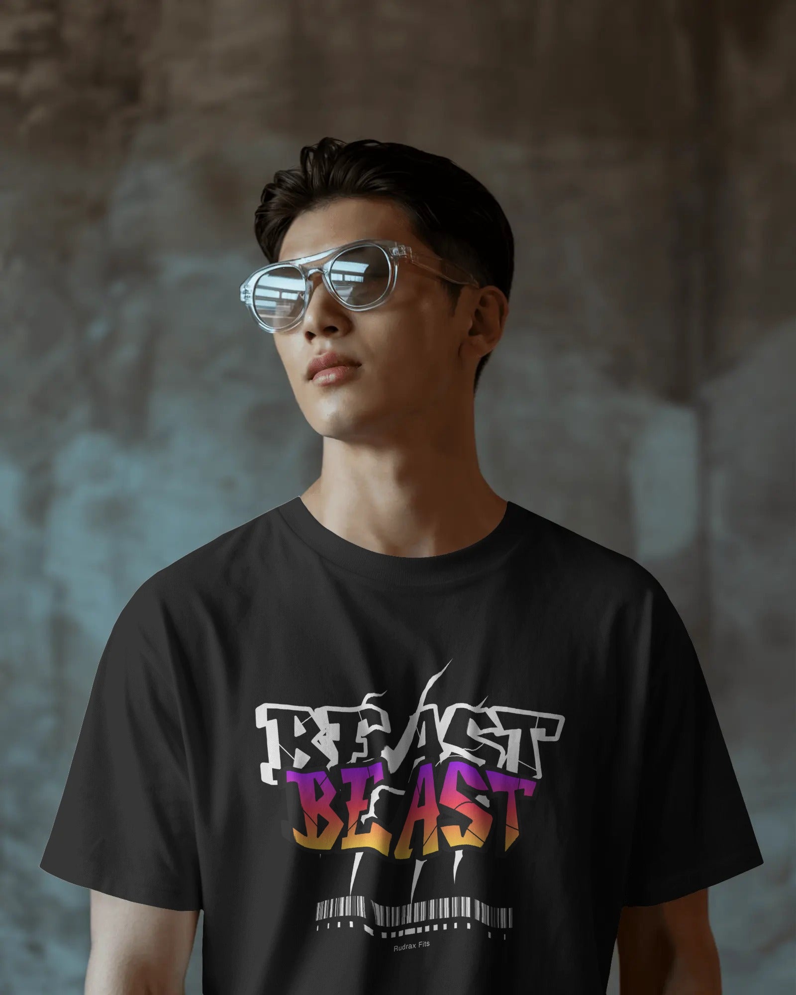 Oversized/Regular Fit BEAST Gradient Graphic Tee – White
