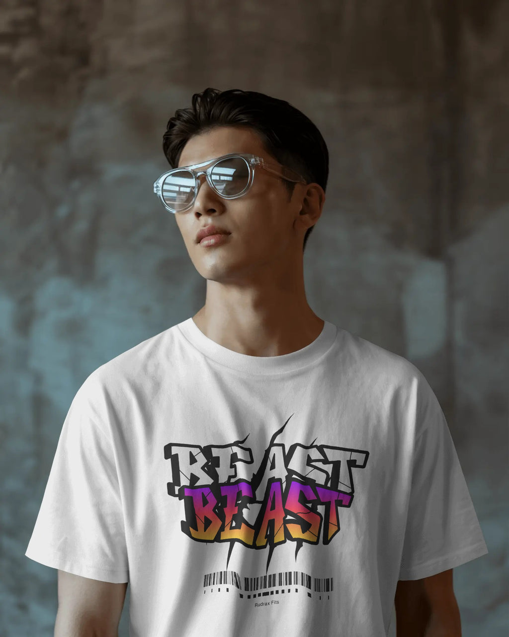 Oversized/Regular Fit BEAST Gradient Graphic Tee – White