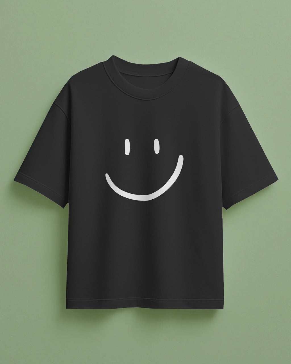 Regular Minimal Smiley Graphic Tee – Black